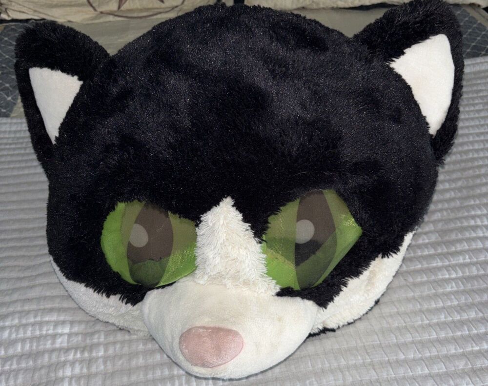Dan Dee Collectors Plush Black And White Cat Head